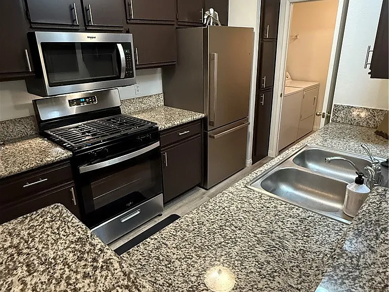 2200 S Fort Apache Rd #2172 — Photo 4