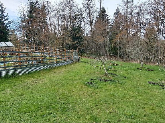 5th image of 3794 Campbell Road