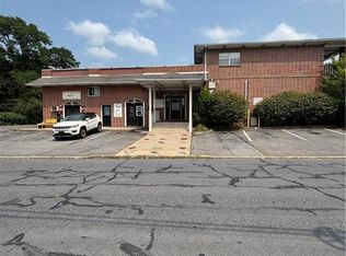 2027 Willow Park Rd, Bethlehem, PA 18020