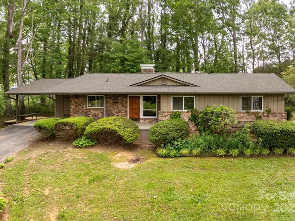 6 N Hudson Ln, Fletcher, NC 28732