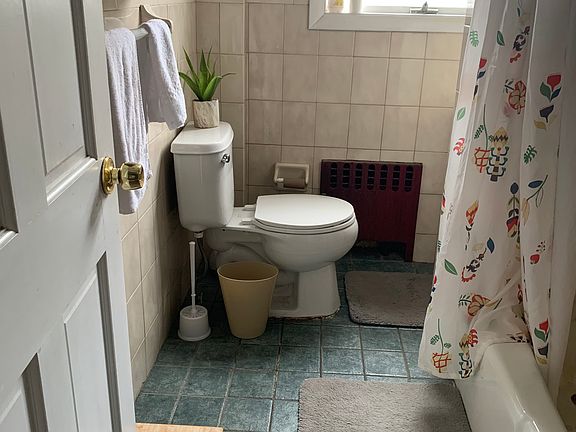 4th image of 18 Ripley St