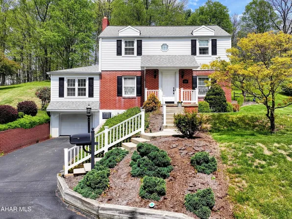 1200 Church St, Saxton, PA 16678