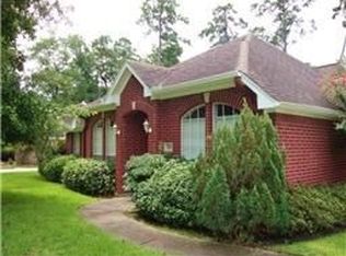 740 Forest Lane Dr, Conroe, TX 77302