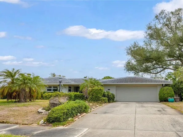 7203 Broughton St, Sarasota, FL 34243