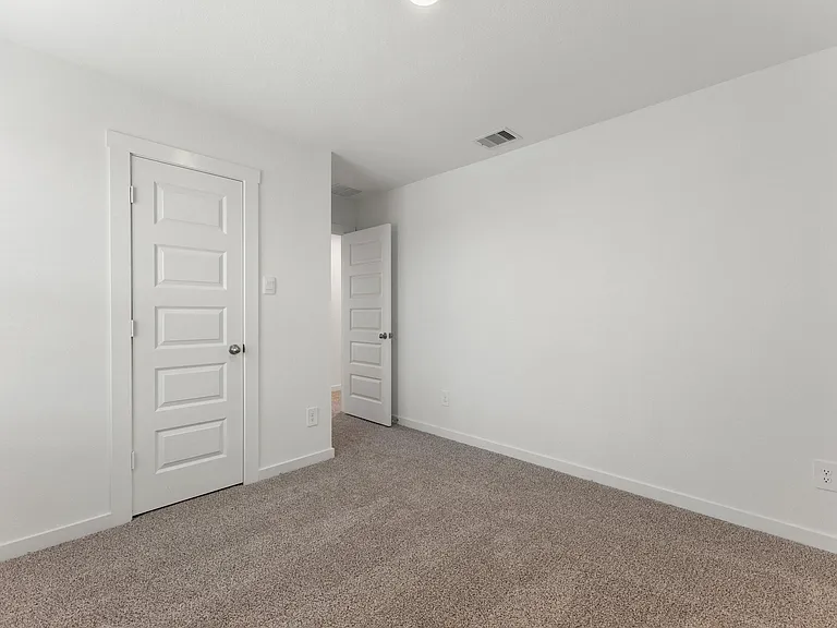 31730 Carlisle Cove Ct — Photo 32