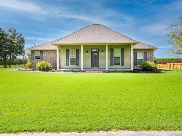 103 Broussard Dr, La Place, LA 70068