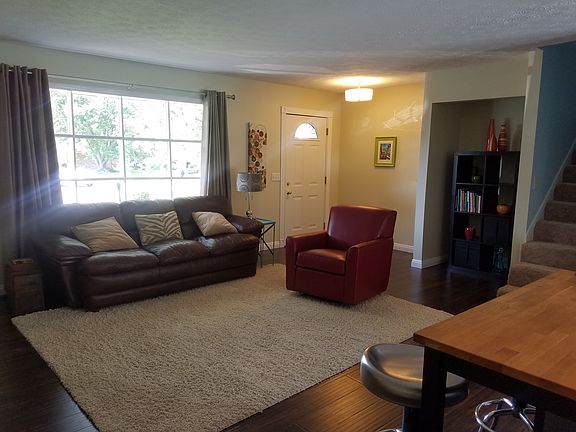 2nd image of 4199 Bayberry Ct