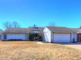 3828 E 69th St S, Tulsa, OK 74136