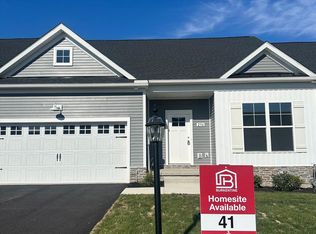 256 Ridge View Ln #41, Hanover, PA 17331