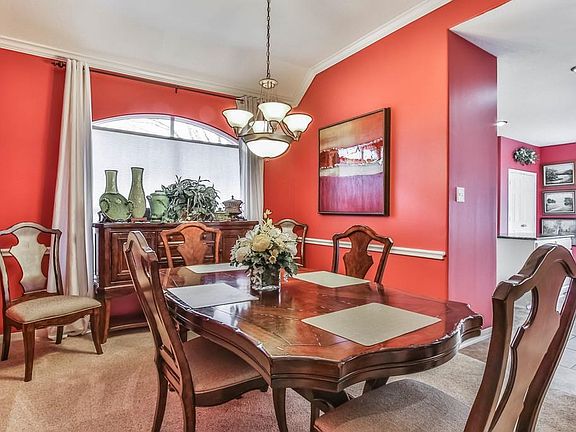 3rd image of 15814 Heartwood Way