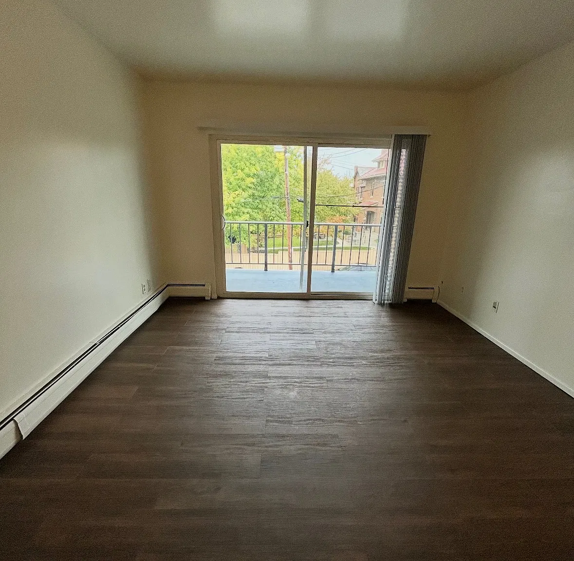 1 bed, $875 — Photo 1