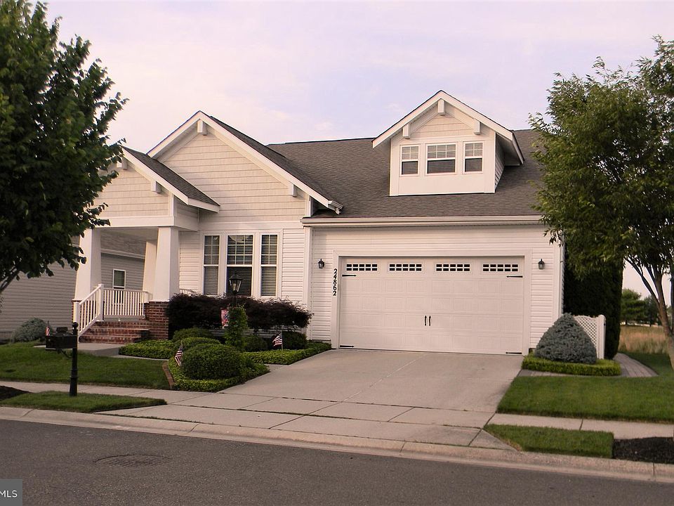 1st image of 24862 Magnolia Cir