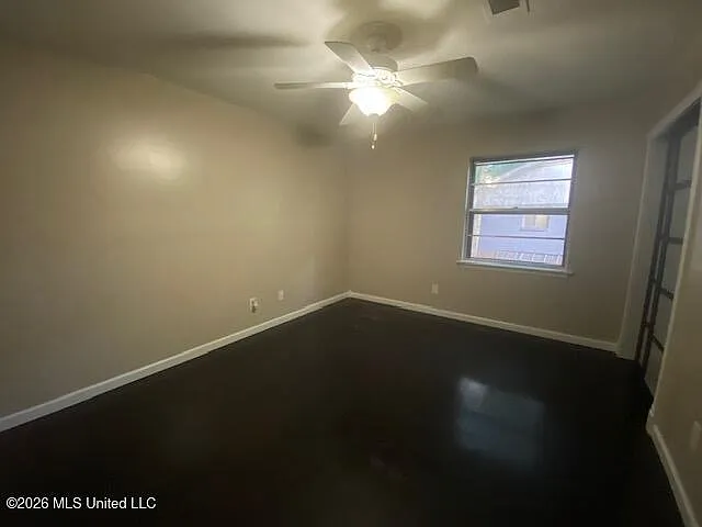 422 Whispering Pine Dr — Photo 5