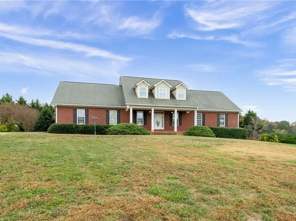 1210 Spring Place Rd, Rydal, GA 30171