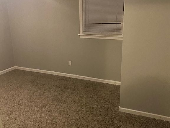 5th image of 1808 Pinecrest Dr