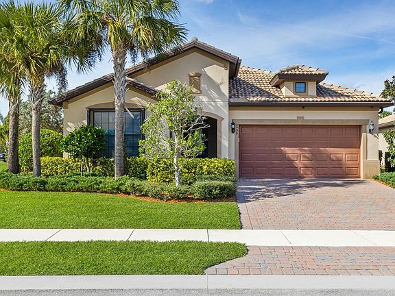 2nd image of 239 SE Courances Drive