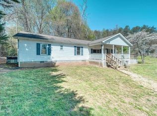1637 Loving Rd, Morganton, GA 30560