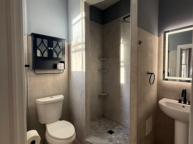 510 N 57th St #1 — Photo 10