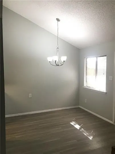 301 Villa Oaks Cir — Photo 6