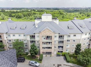 8 Dayspring Cir #1305, Brampton, ON L6P 2Z7