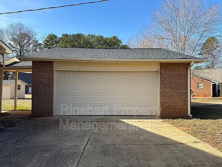 760 Goudlock Rd — Photo 5