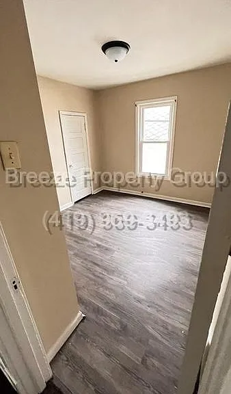 1912 Greenwood Ave — Photo 7