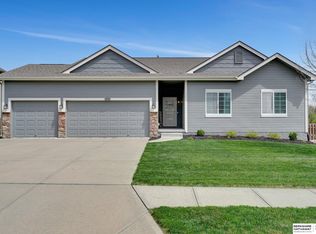 4313 S 202nd Ave, Omaha, NE 68135