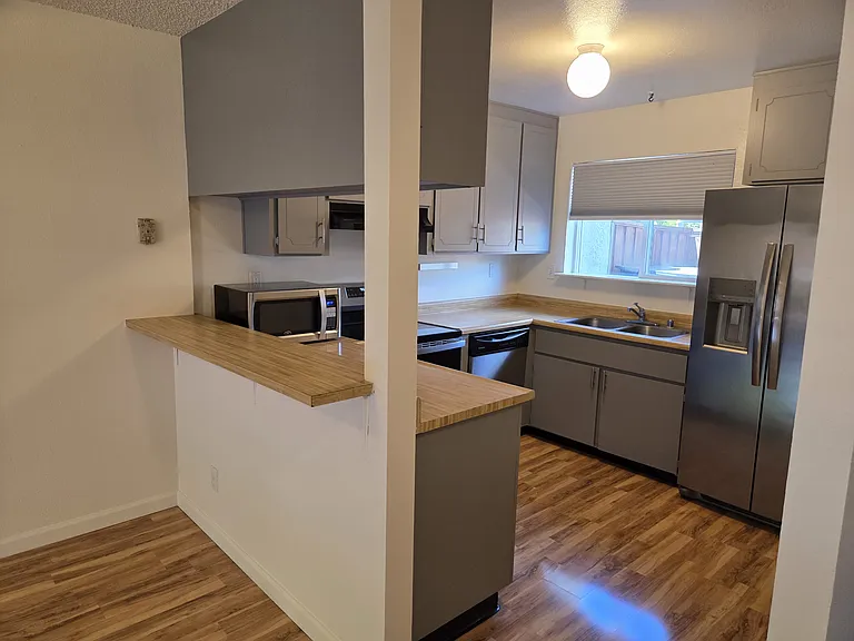 601 Racquet Club Cir — Photo 7