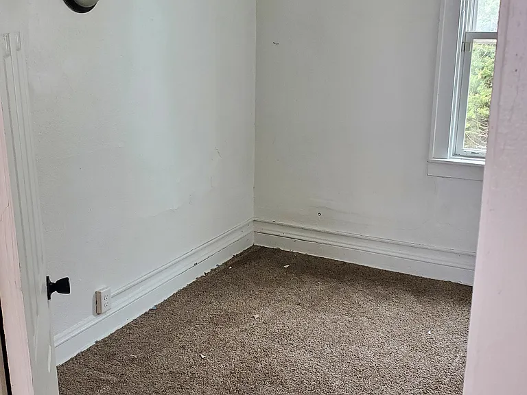 706 Laporte Ave — Photo 7