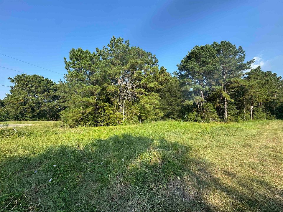 2nd image of 8165 Quail Trail Rd