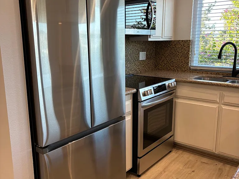 5125 Fontaine St #103 — Photo 17