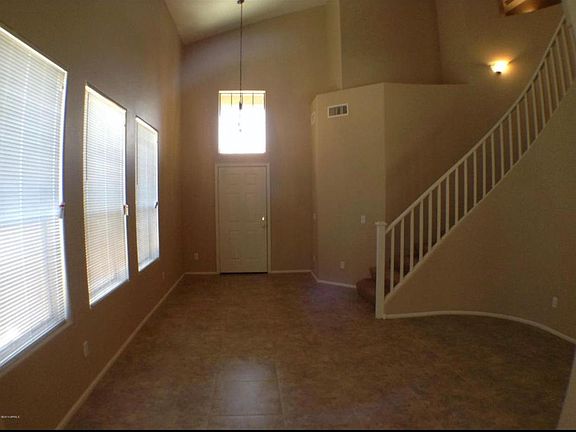 3rd image of 7120 W Pioneer St
