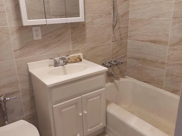 570 Westminster Road image 10 of 15