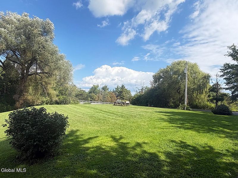 3rd image of 2764 New Scotland Road