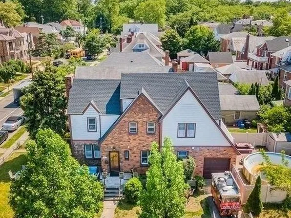 159-16 Laburnum Avenue, Flushing, NY 11358