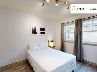 1817 W 12th St #1-A, Los Angeles, CA 90006