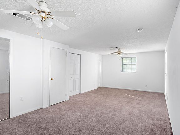 5th image of 2216 Burgoyne Dr