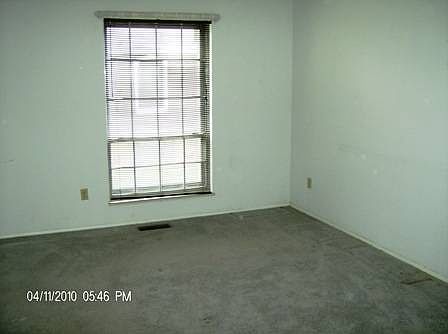 5th image of 4225 Mansard Dr