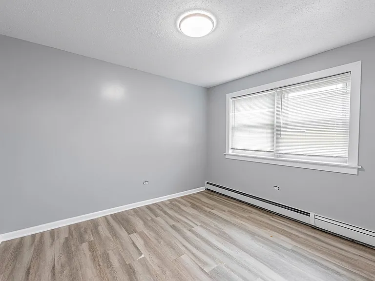 5508 W 55th St #7 — Photo 10