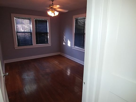 3rd image of 3021 E 51st St