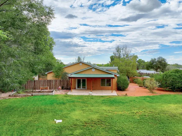 2 Camino Del Sol, Corrales, NM 87048