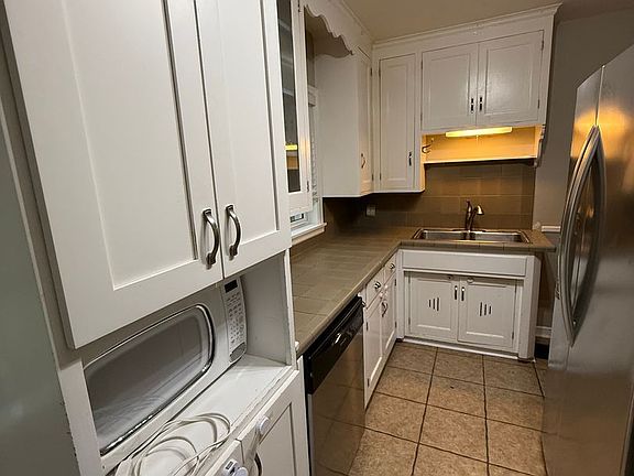 5th image of 5308 44th Ave S