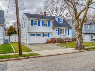 748 Lancaster Rd, Ridgefield, NJ 07657