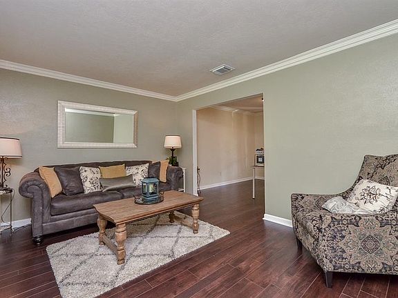 4th image of 14018 Wheatbridge Dr