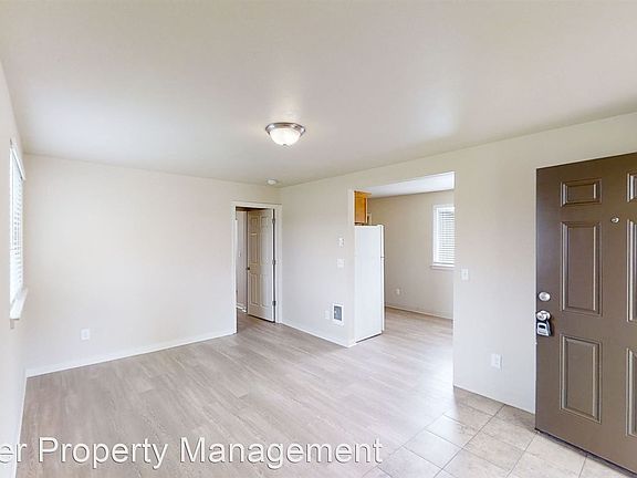 2nd image of 21310 Mountain Hwy E #11069920