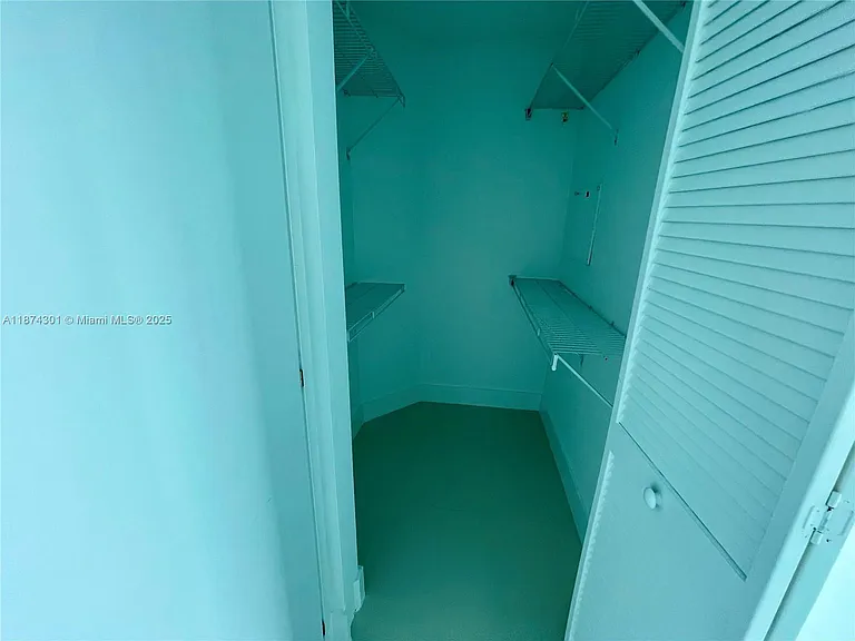 300 S Biscayne Blvd #3410 — Photo 15
