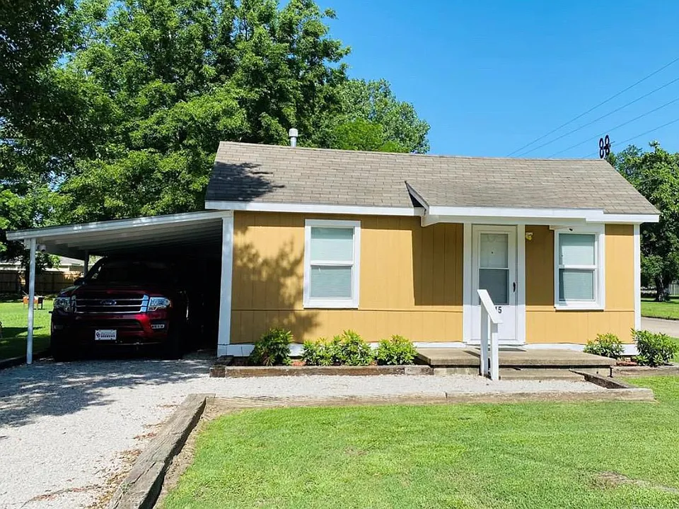 1115 N Sioux Ave