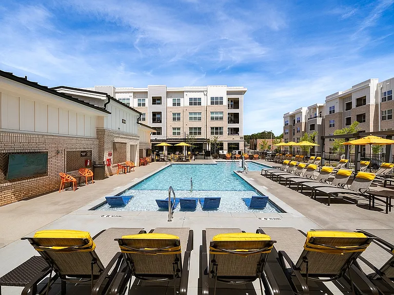 Abberly Royal Creek Apartment Homes — Photo 19