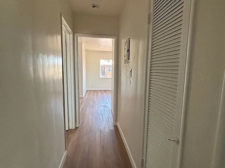 7102 Malabar St — Photo 10
