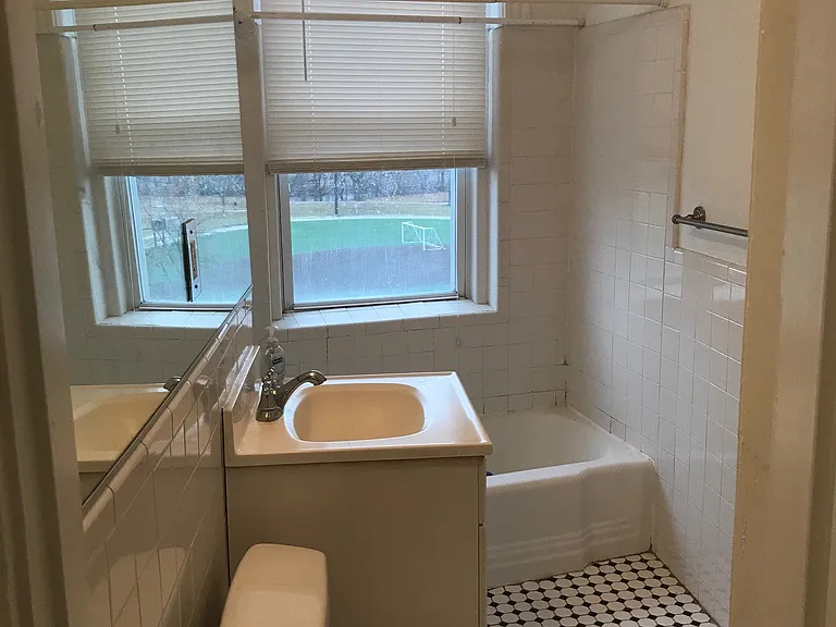 151 Park Dr #36 — Photo 4